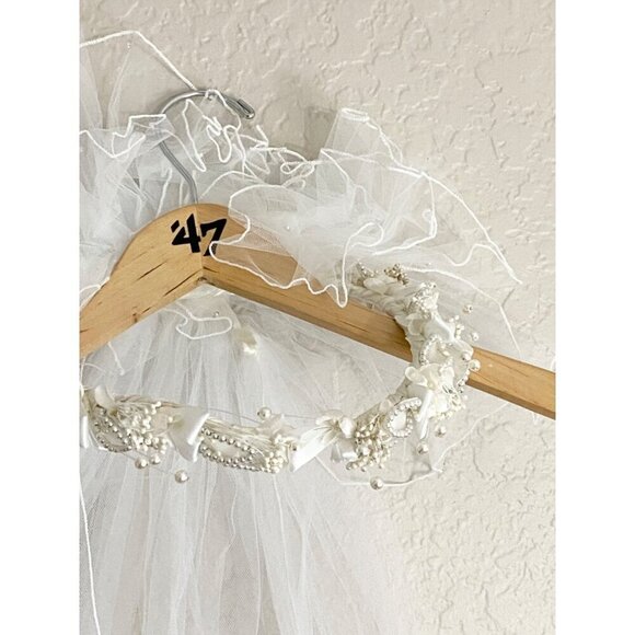 Unbranded Crown Embellished Wedding Veil - OS - Picture 4 of 10